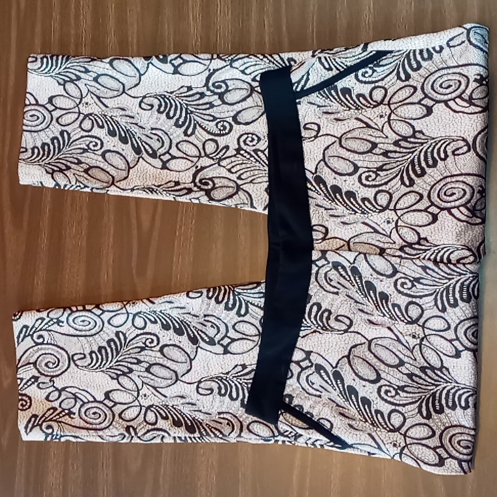 Worthington White and Black Design Dress Pants Size 12